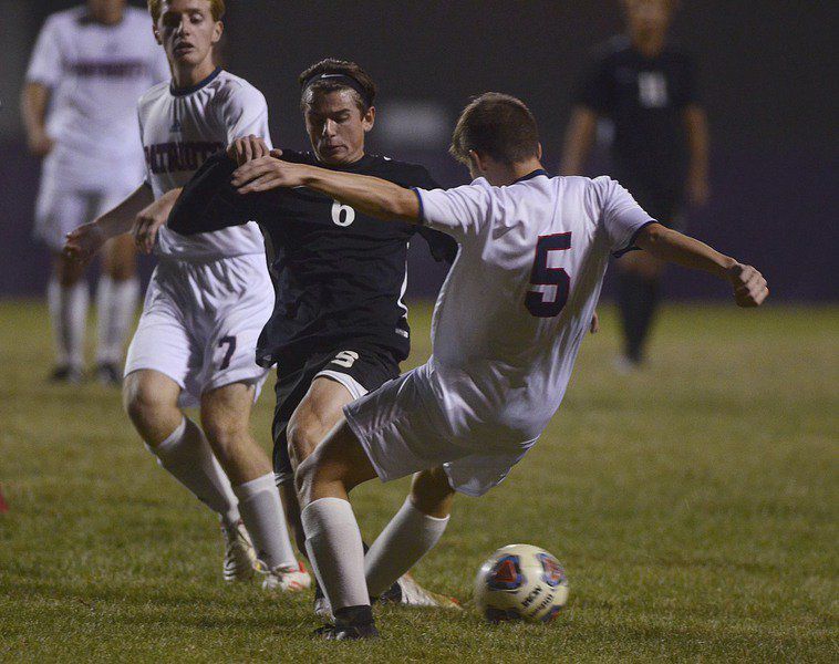 Peterson's late goal gives Braves 1-0 victory